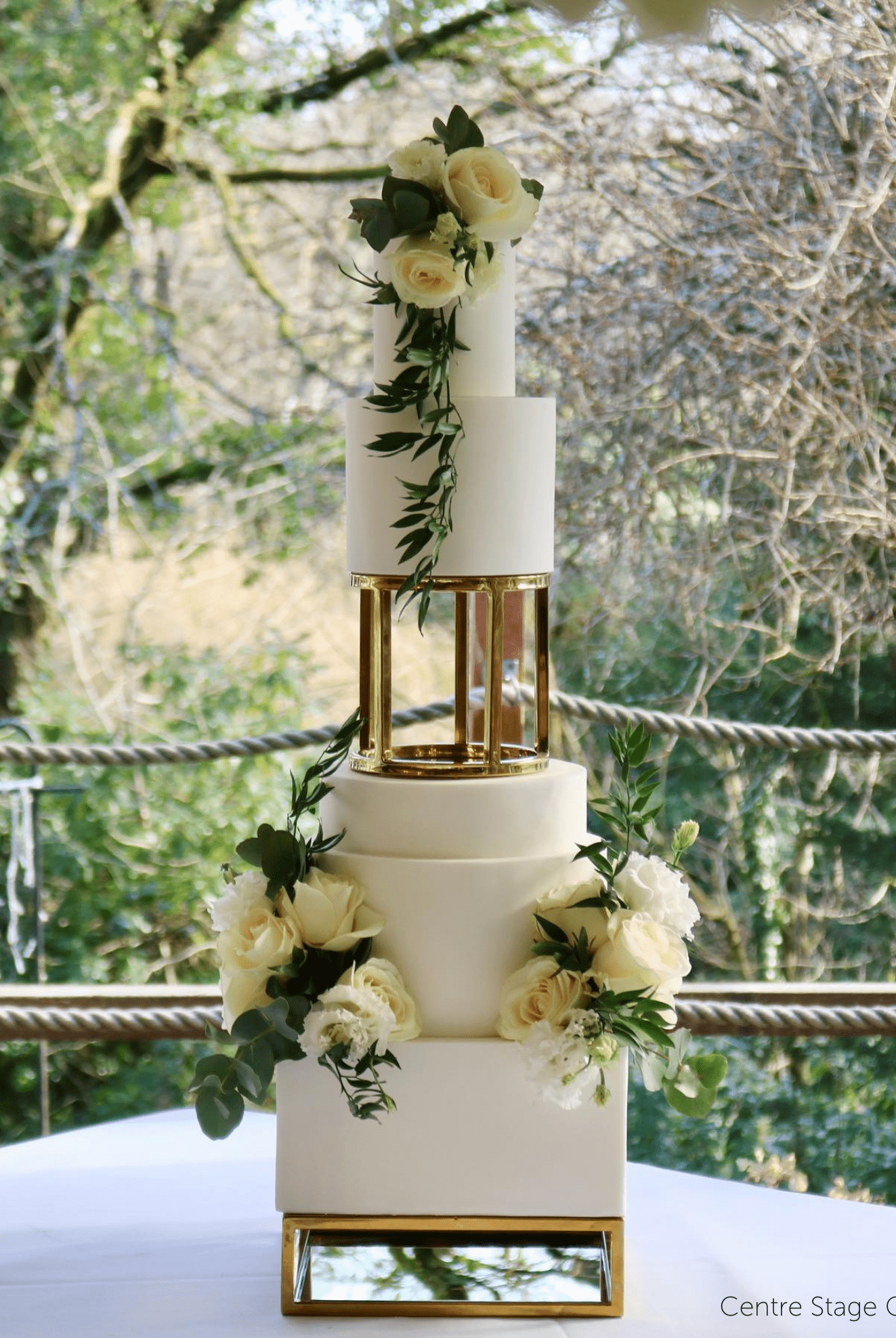 10" Rectangle Metallic Cake Separator - Prop Options