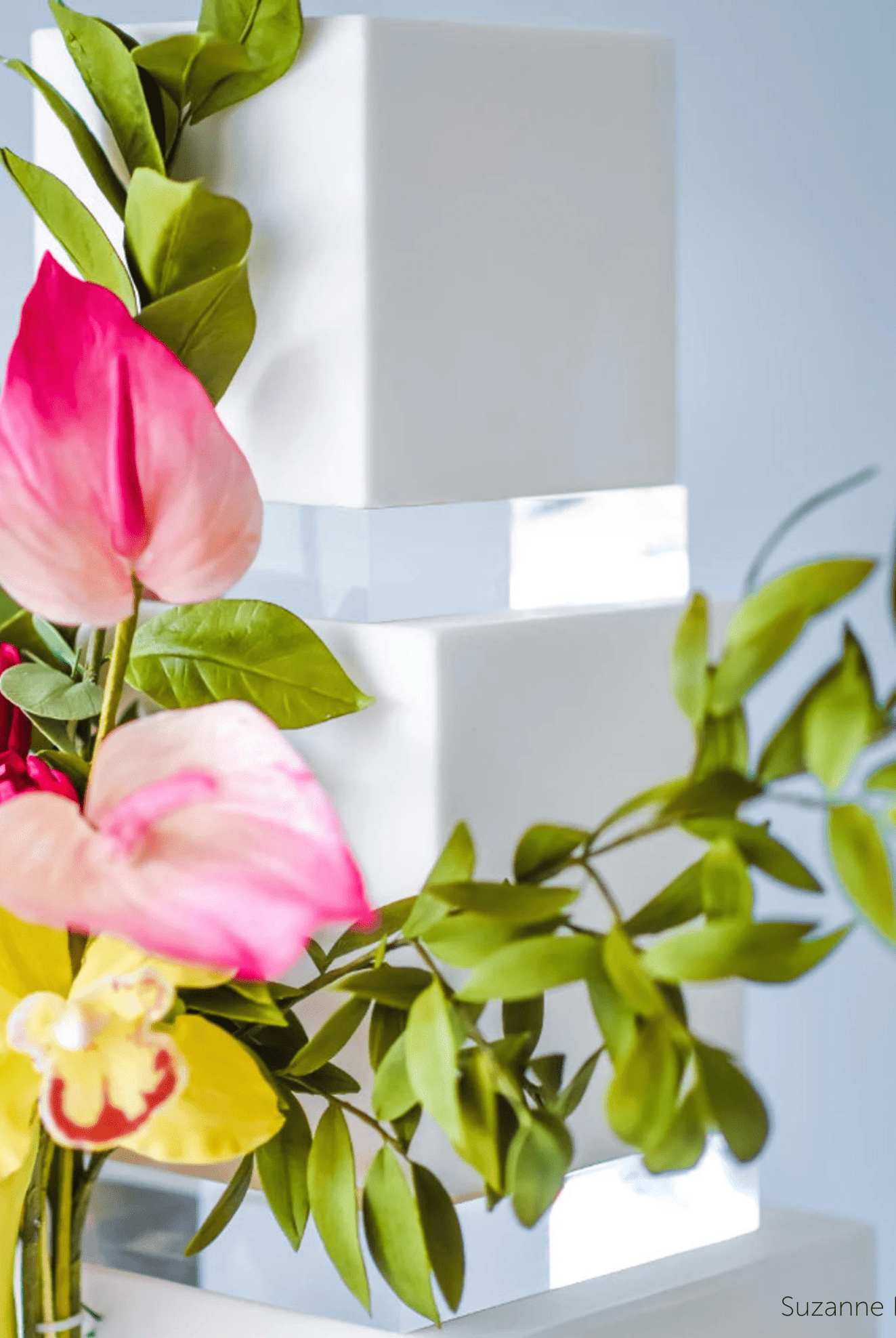 30mm Square Clear Ultra Polished Acrylic Cake Spacer - Prop Options