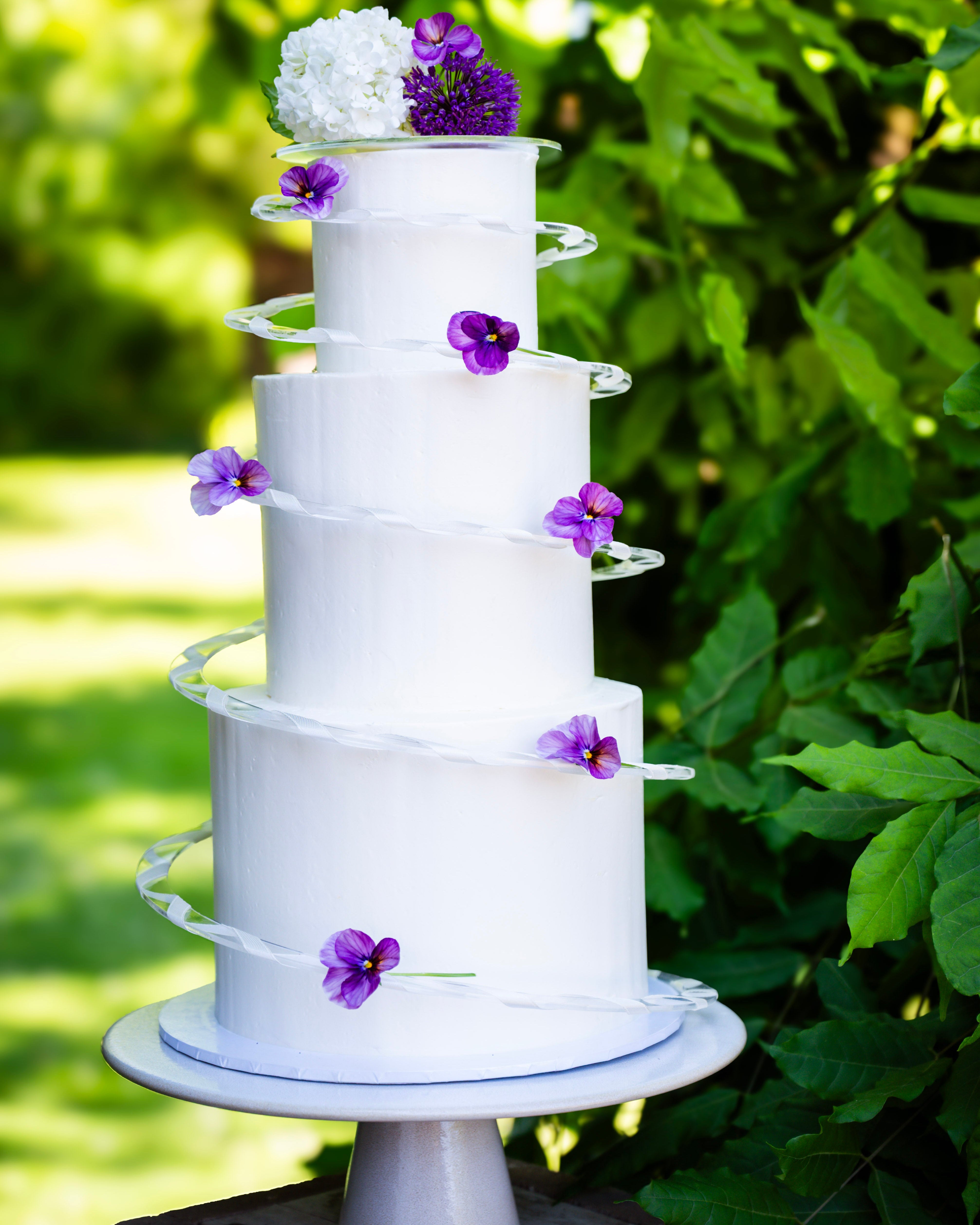 Cake Spiral™ - Acrylic Wrap for Tiered Cakes - Prop Options