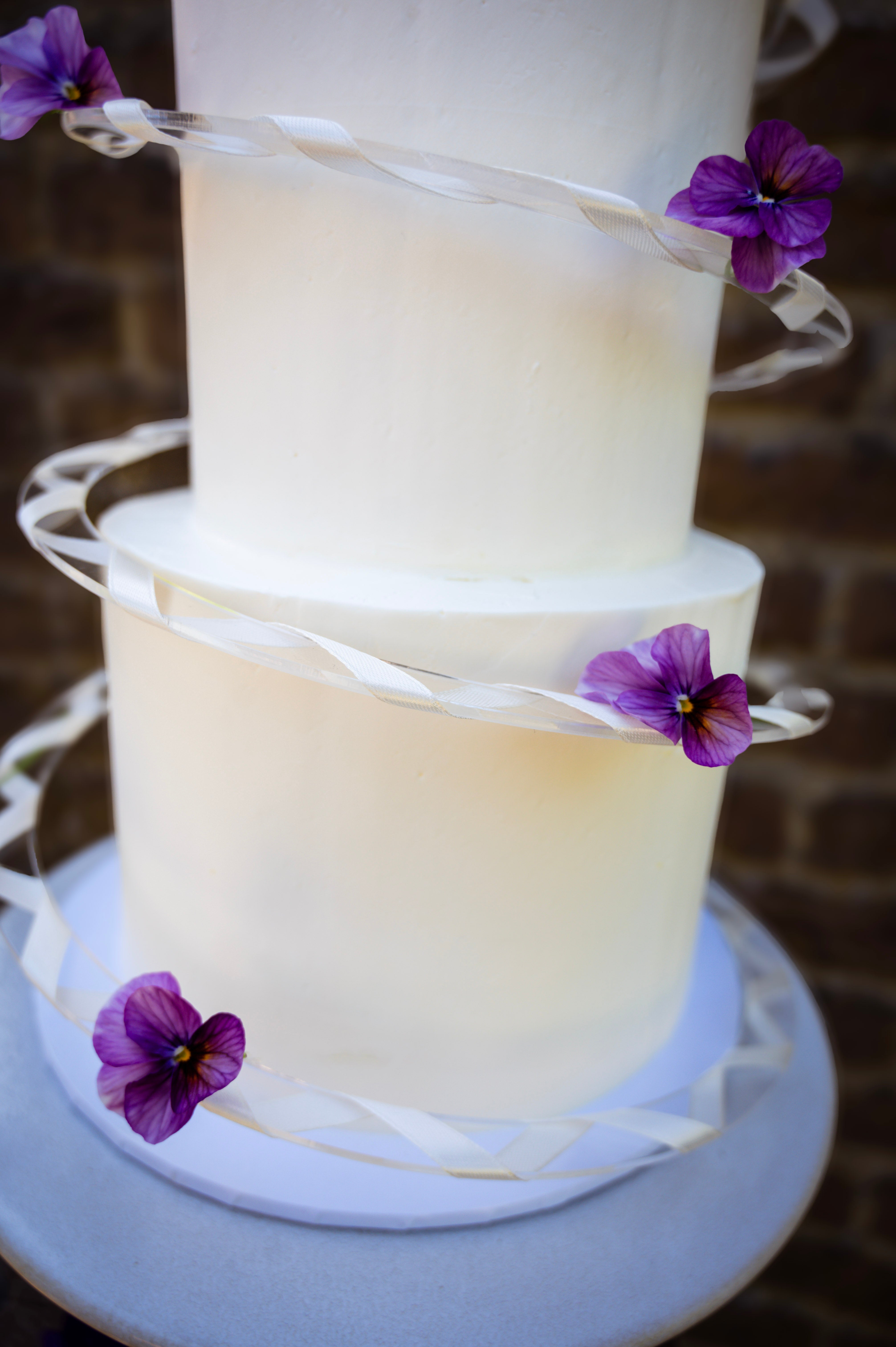 Cake Spiral™ - Acrylic Wrap for Tiered Cakes - Prop Options