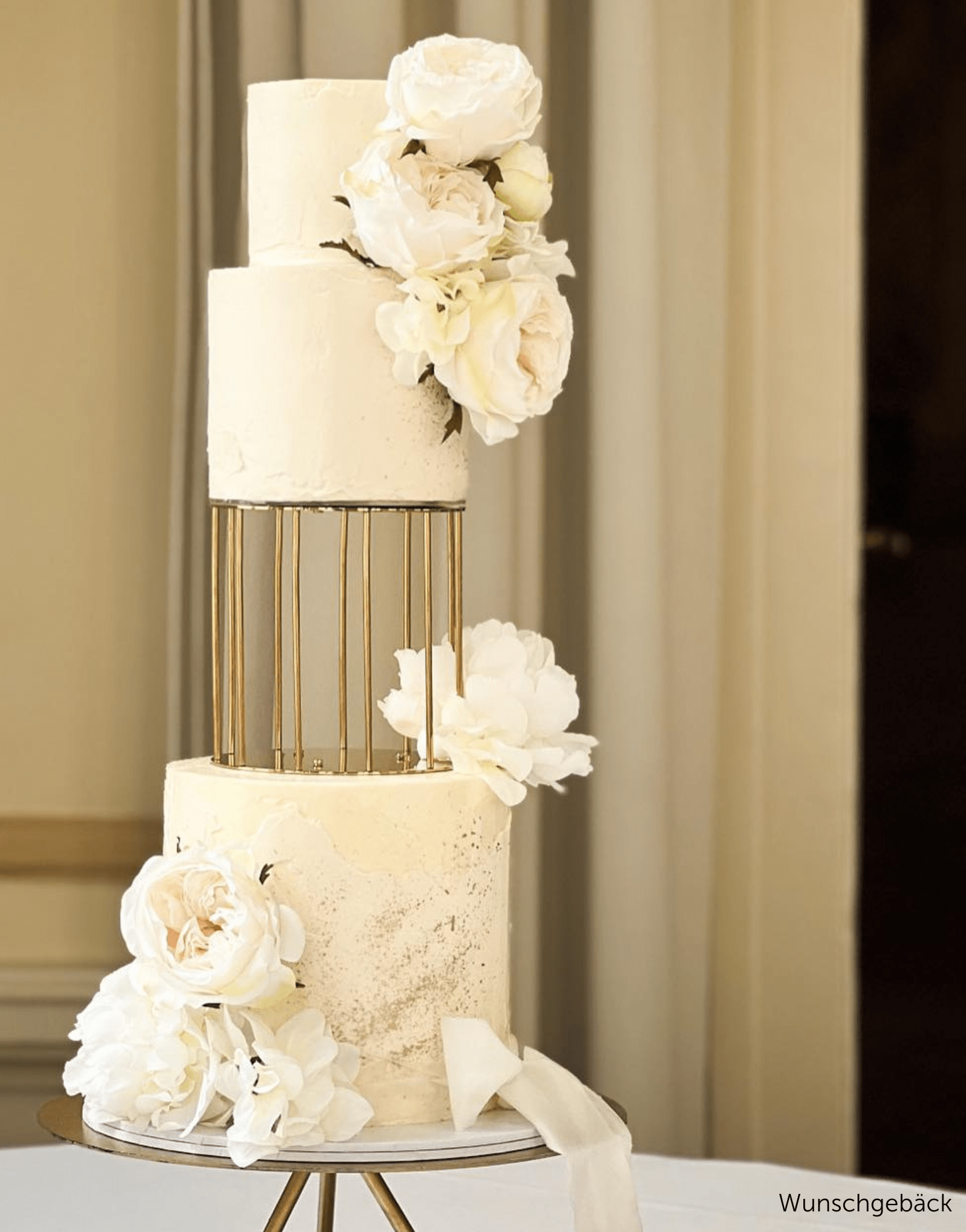 Gold Birdcage Cake Separator - Prop Options