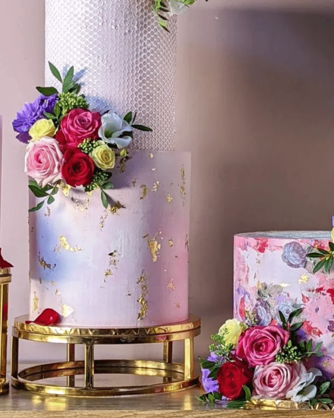 PropBundles - Set of Two - 6" & 10" Round Metallic Cake Separators and Stands - Prop Options