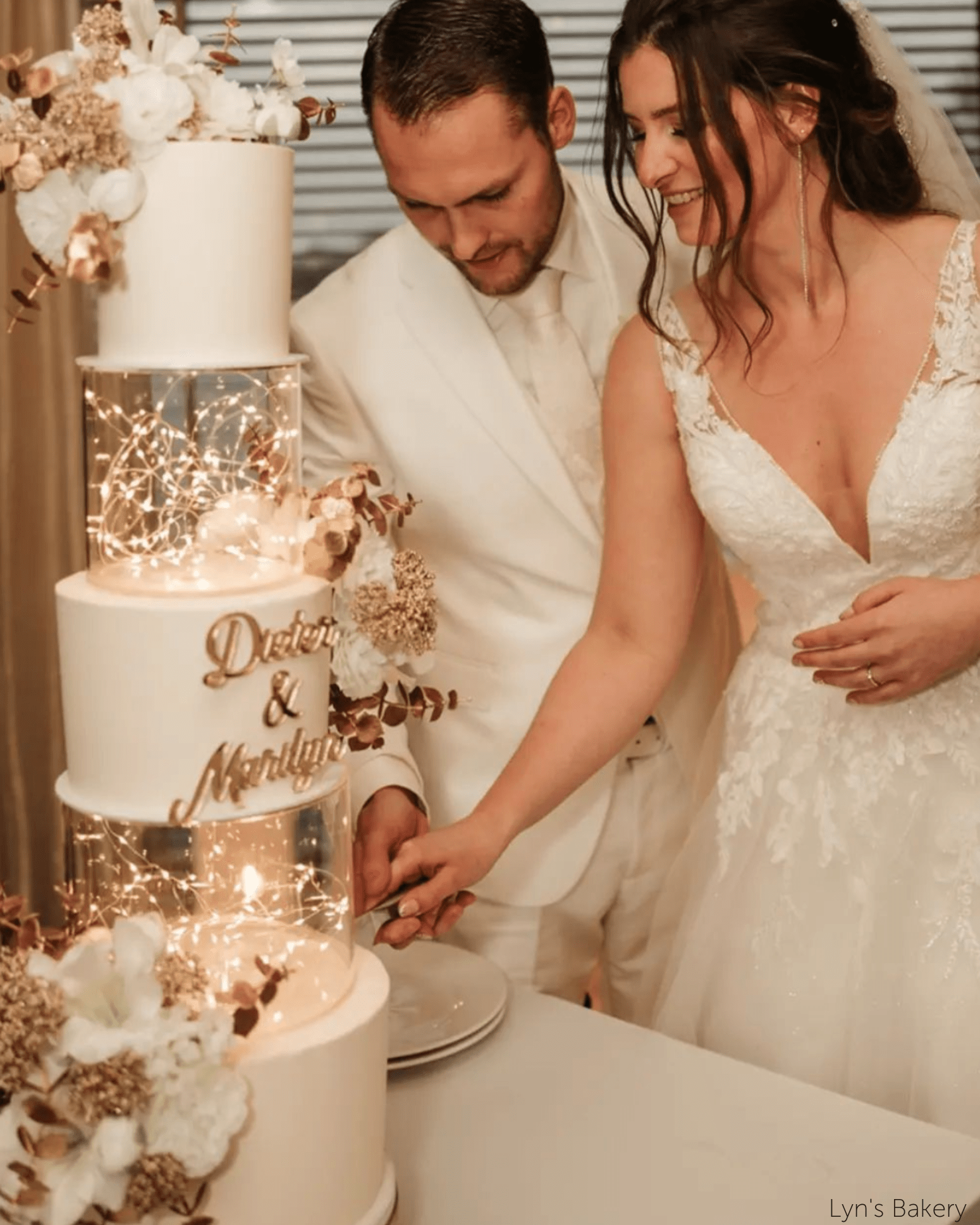 Round Acrylic Fillable Clear Tiers - Prop Options