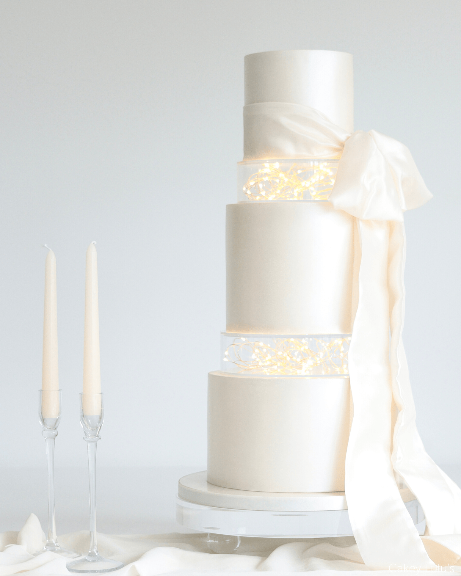 Round Acrylic Fillable Clear Tiers - Prop Options