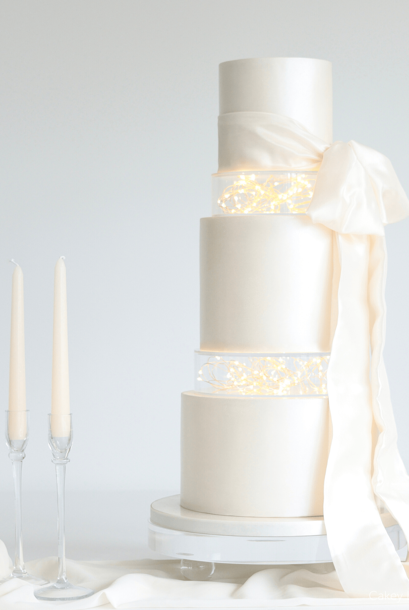 Round Acrylic Fillable Clear Tiers - Prop Options