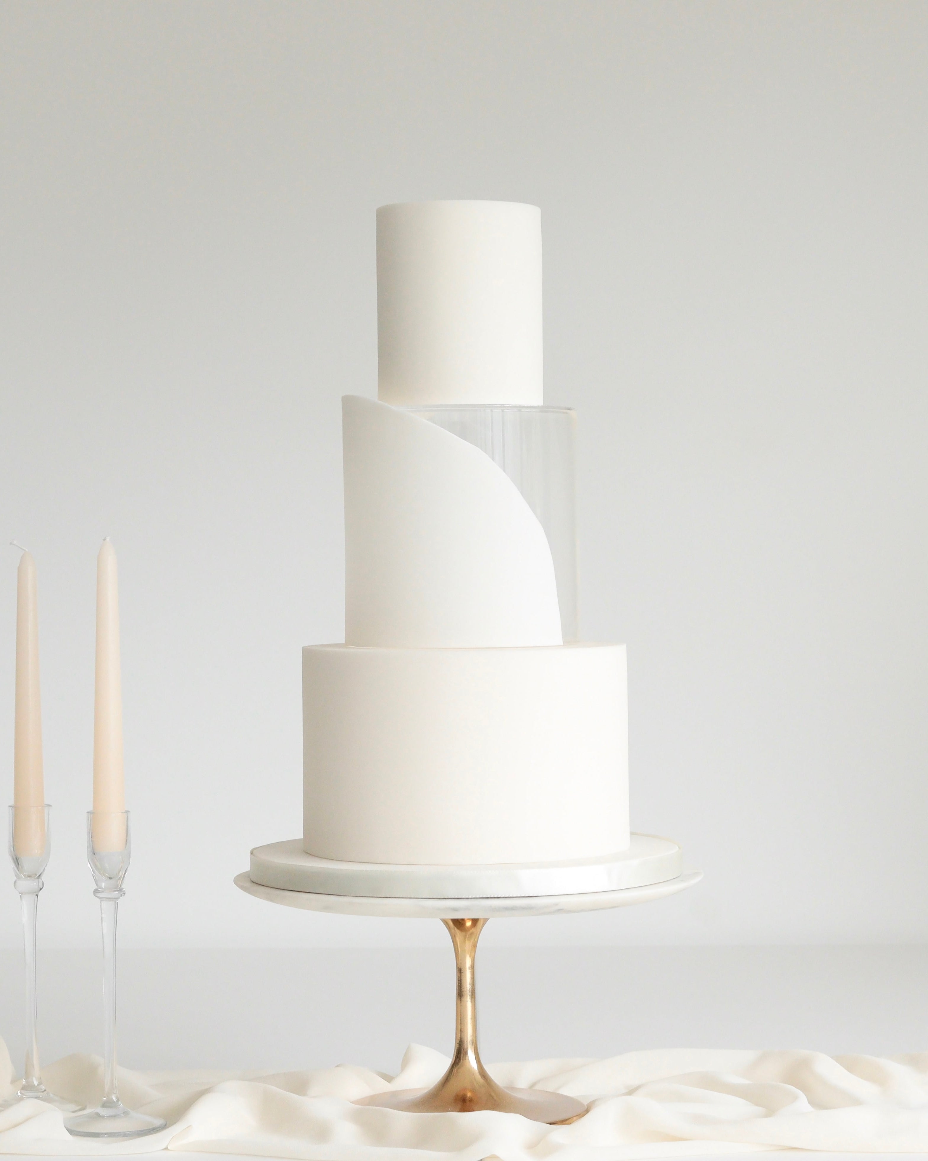 Round Acrylic Fillable Clear Tiers - Prop Options