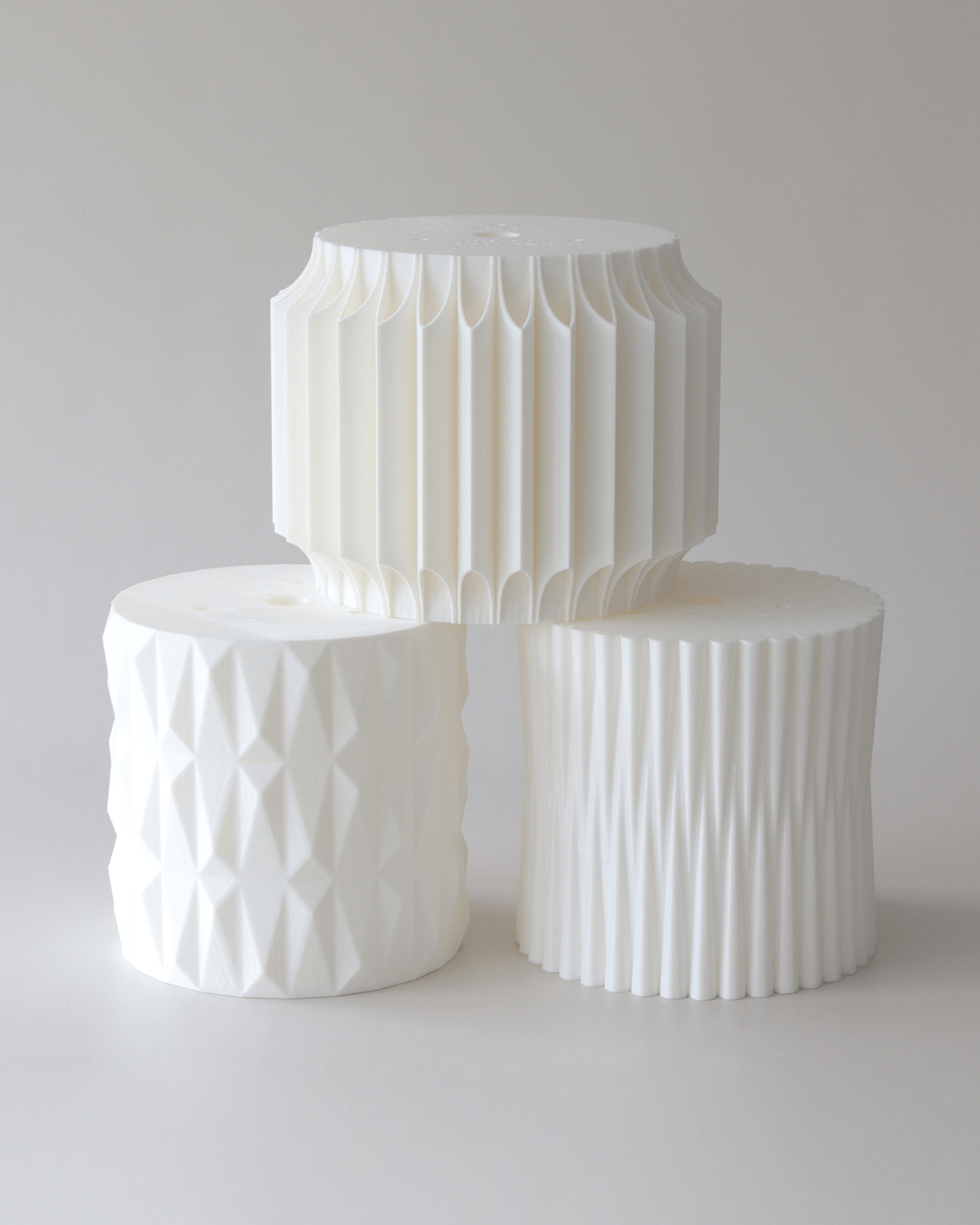 Round Fluted Cake Separator - Prop Options