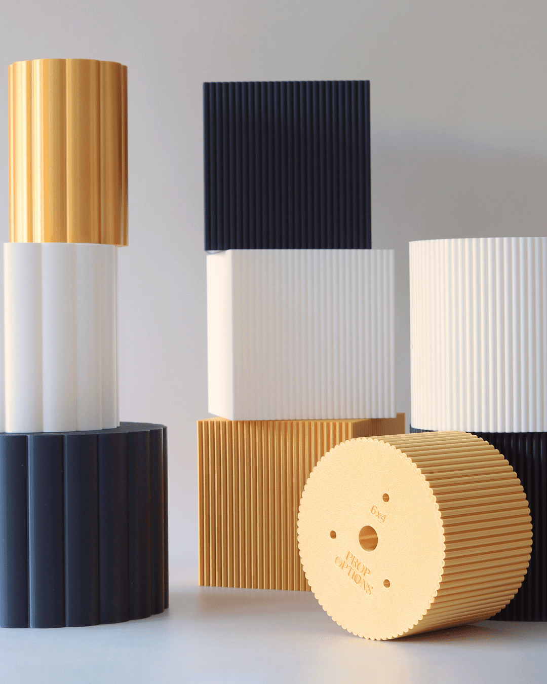 Round Reeded Cake Separator - Prop Options