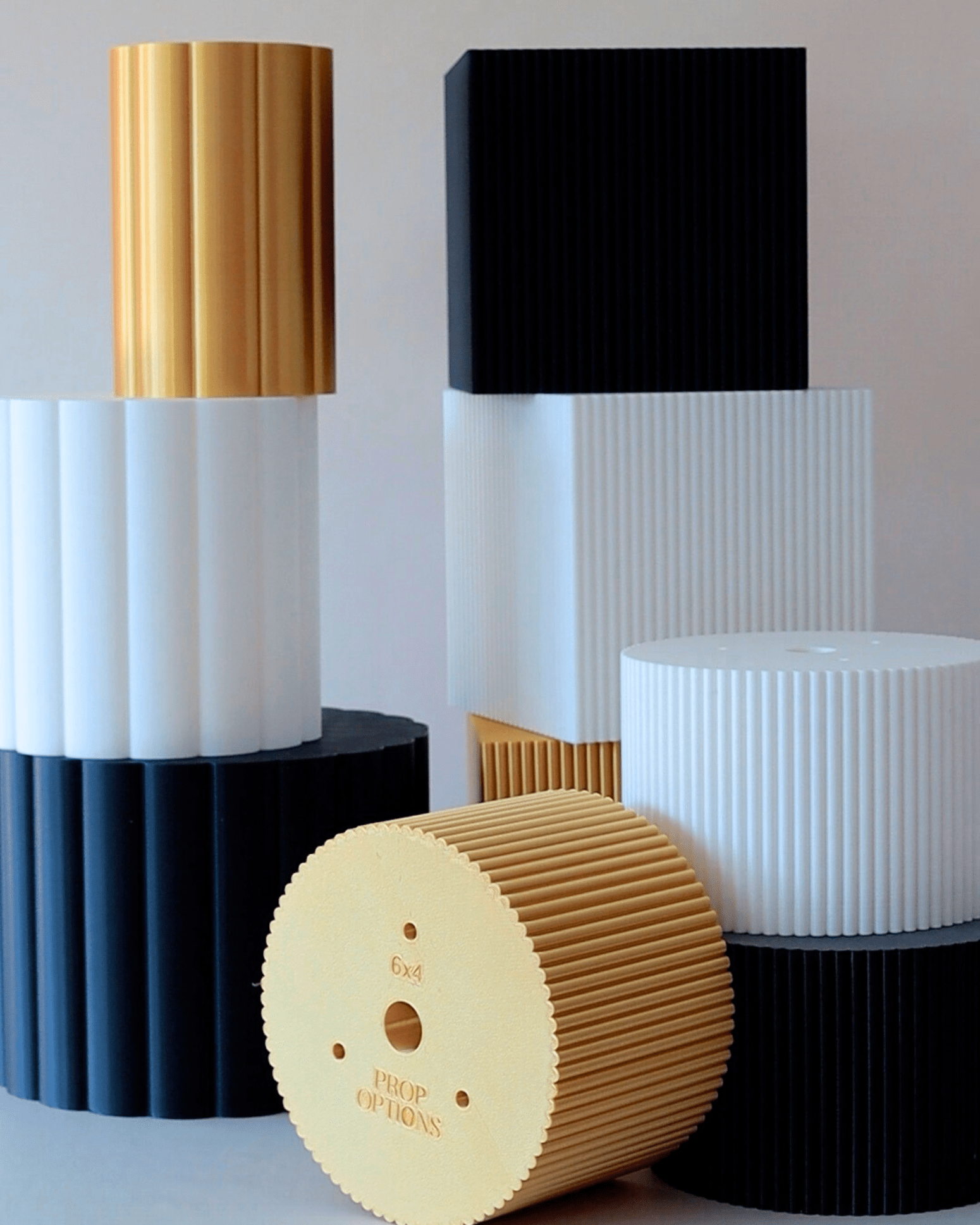 Round Reeded Cake Separator - Prop Options