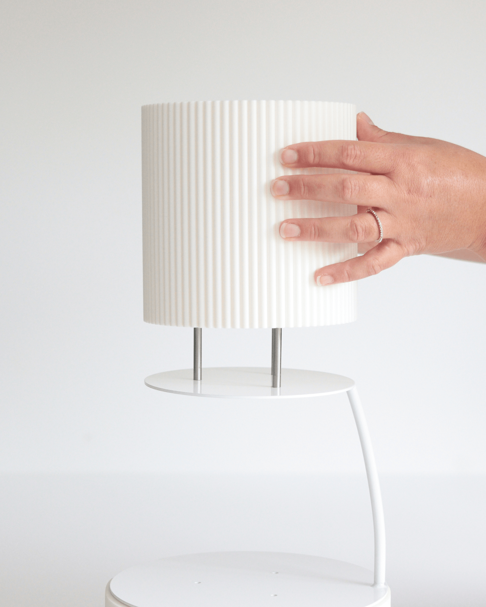 Round Reeded Cake Separator - Prop Options