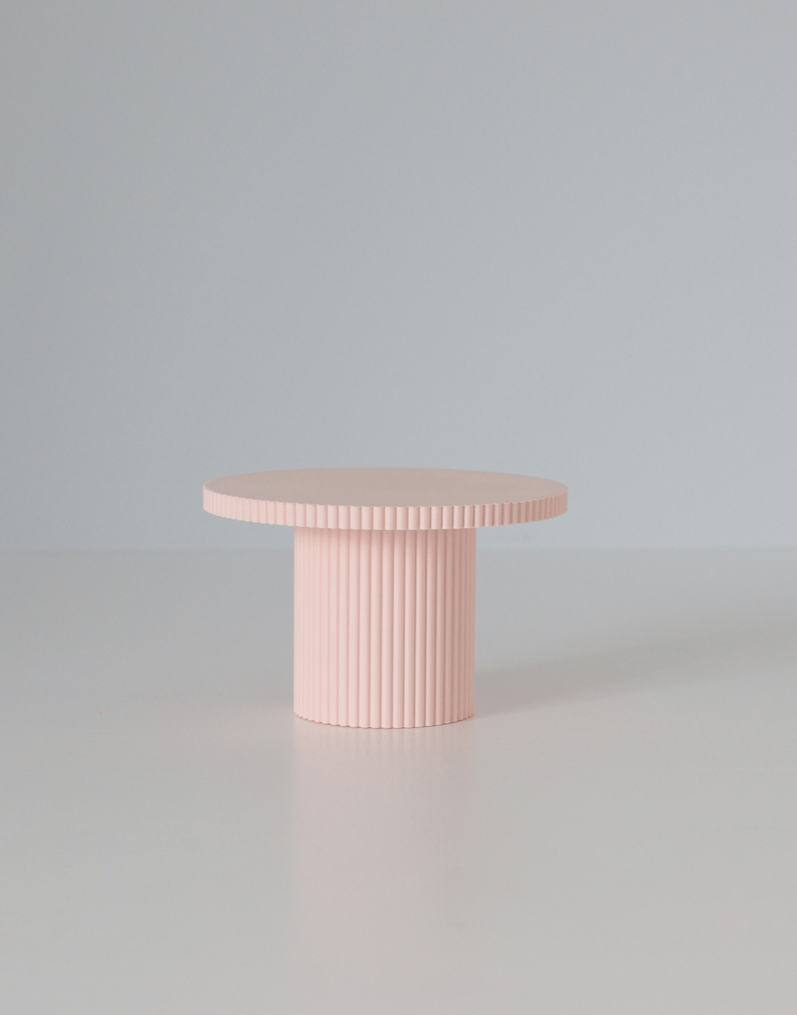 Round Reeded Cupcake Stand - Prop Options