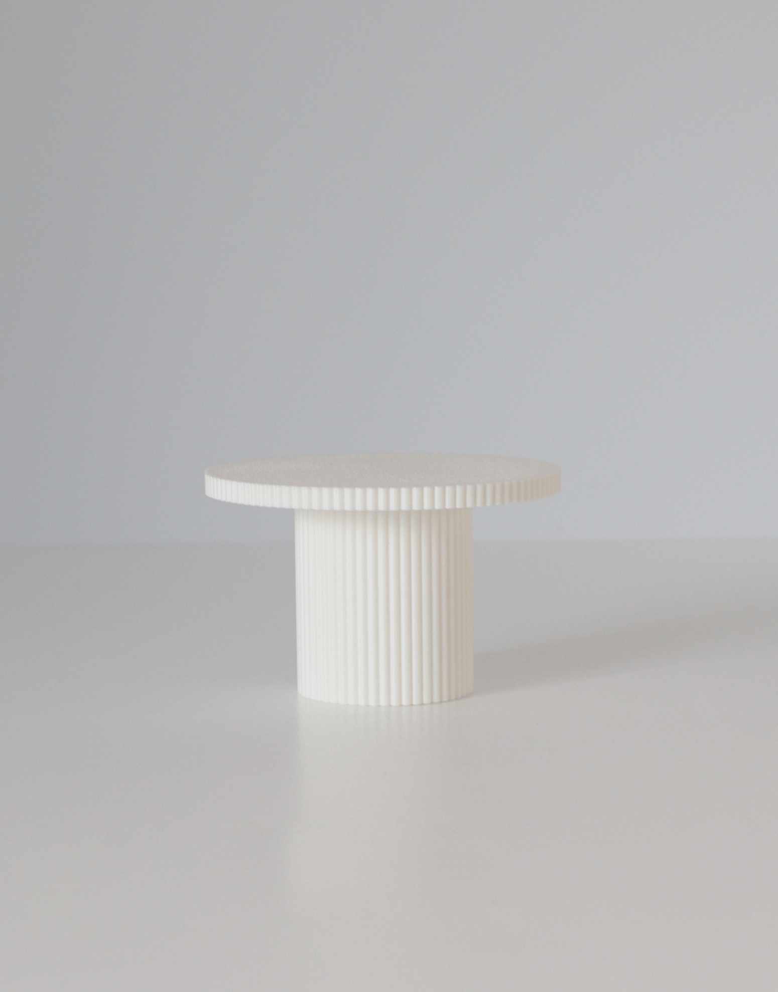 Round Reeded Cupcake Stand - Prop Options