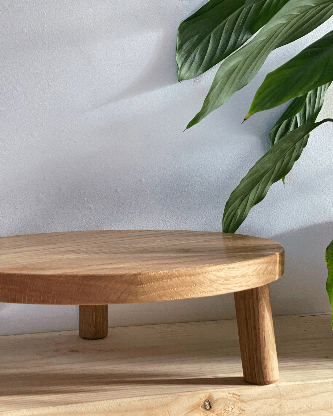 Solid Oak Tripod Cake Stand - Prop Options