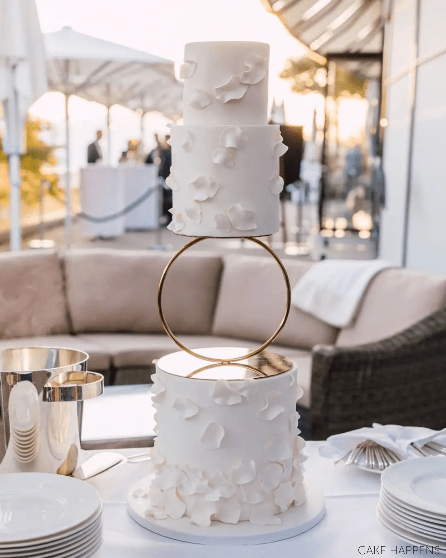 The Hoop Tier Cake Separator - PropSecure® - Prop Options