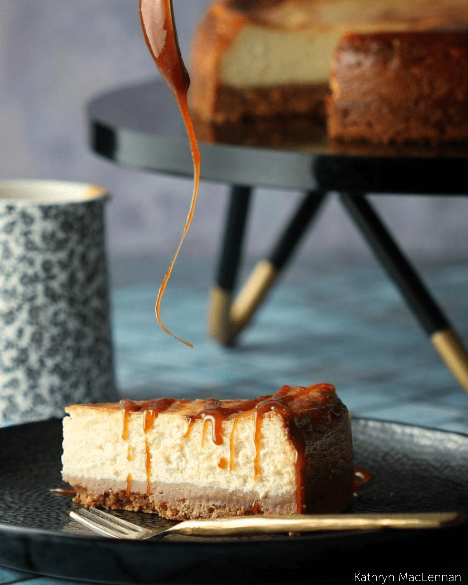 The Pinnacle Acrylic Hairpin Cake Stand - Prop Options