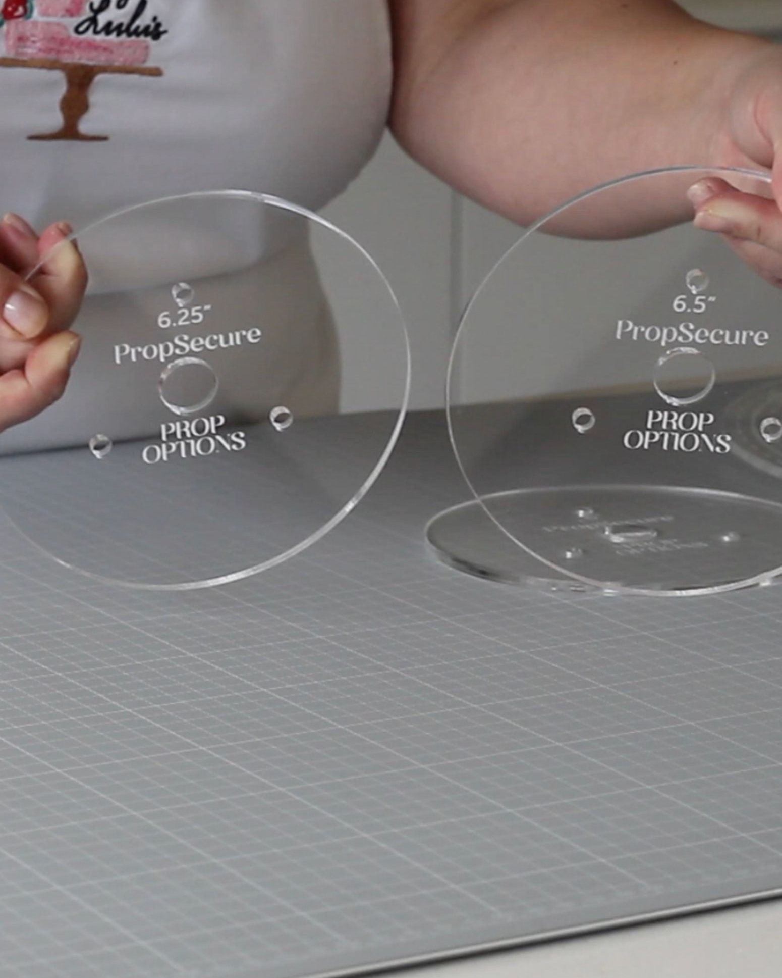 The Round Cake Compass: Round Cake Boards and Plates - Prop Options