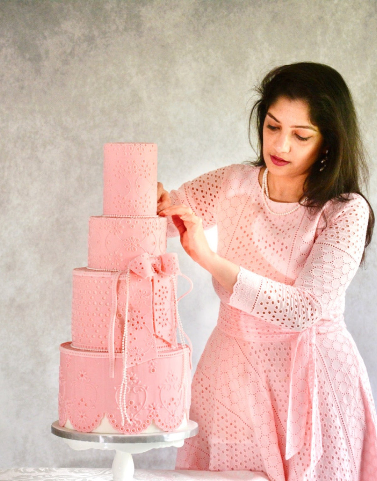 Eyelet Rolling Pins - photo 4 - Prop Options