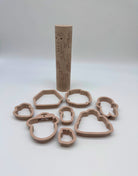 N2 - HOLIDAY SEASON ROLLING PIN AND CUTTER SET 