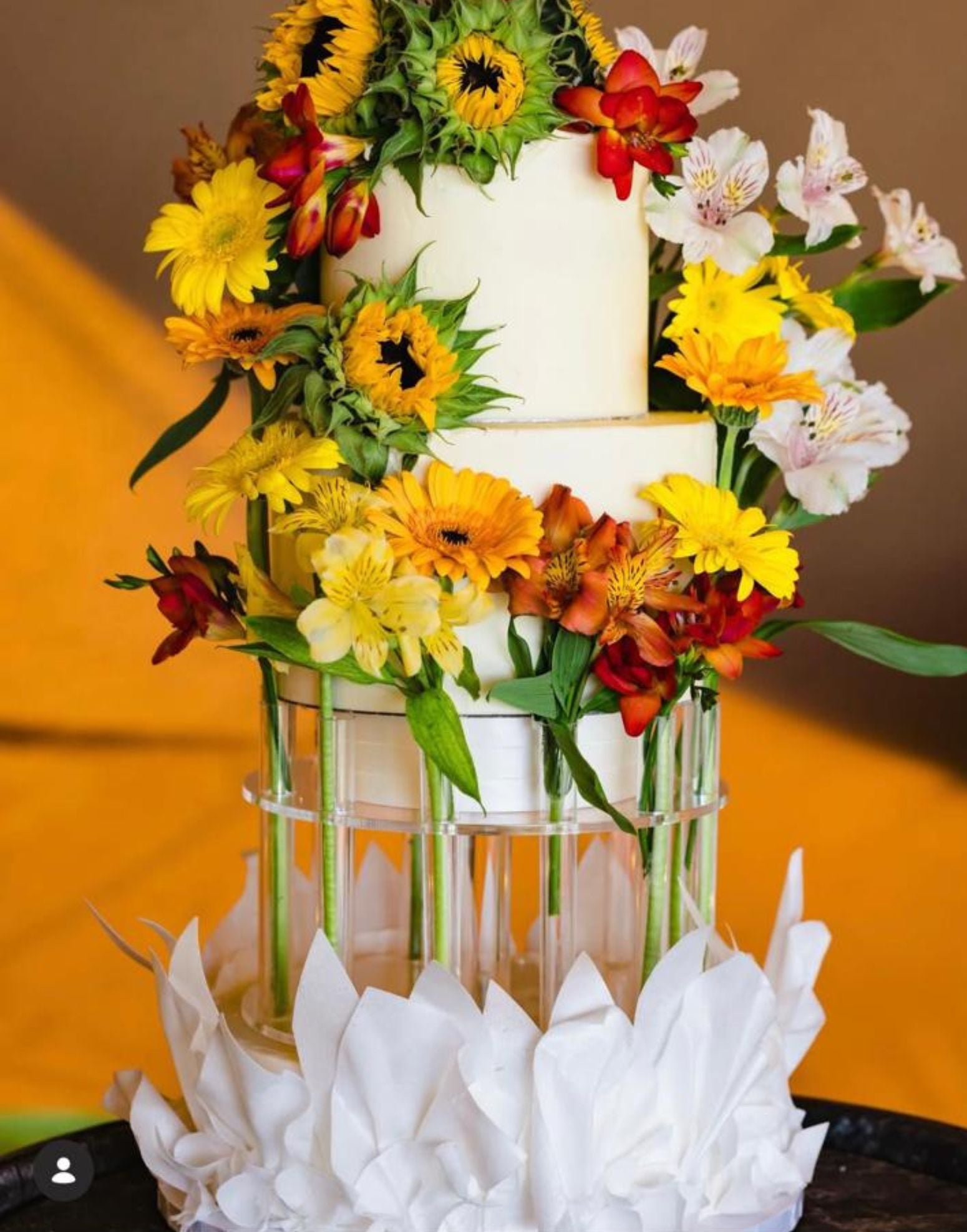 OUTLET STAR DEAL - The Floral Tiara - Cake Separator & Stand - Prop Options