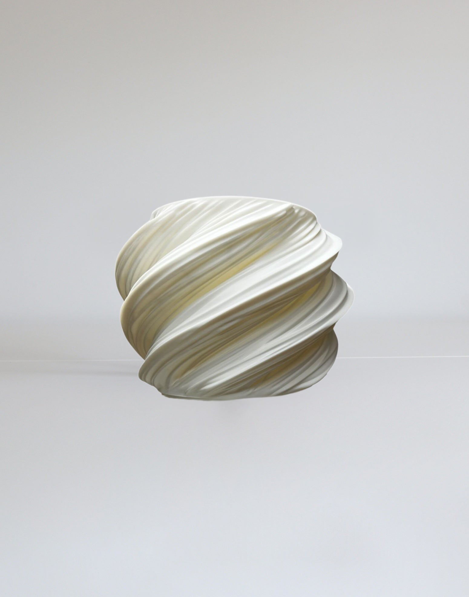Outlet 8" x 8" Tabi Luxe Tier Ayo - White - Misprint - Prop Options