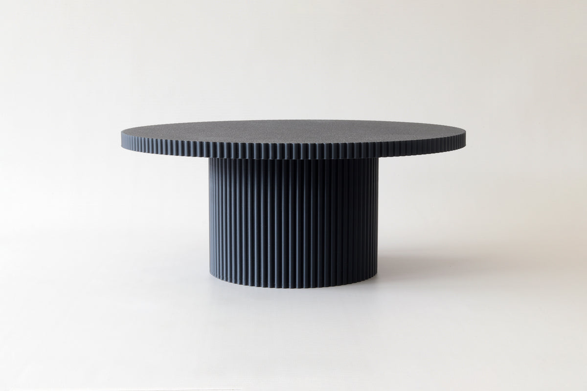 Reeded Cake Stand - Round - photo 5 - Prop Options