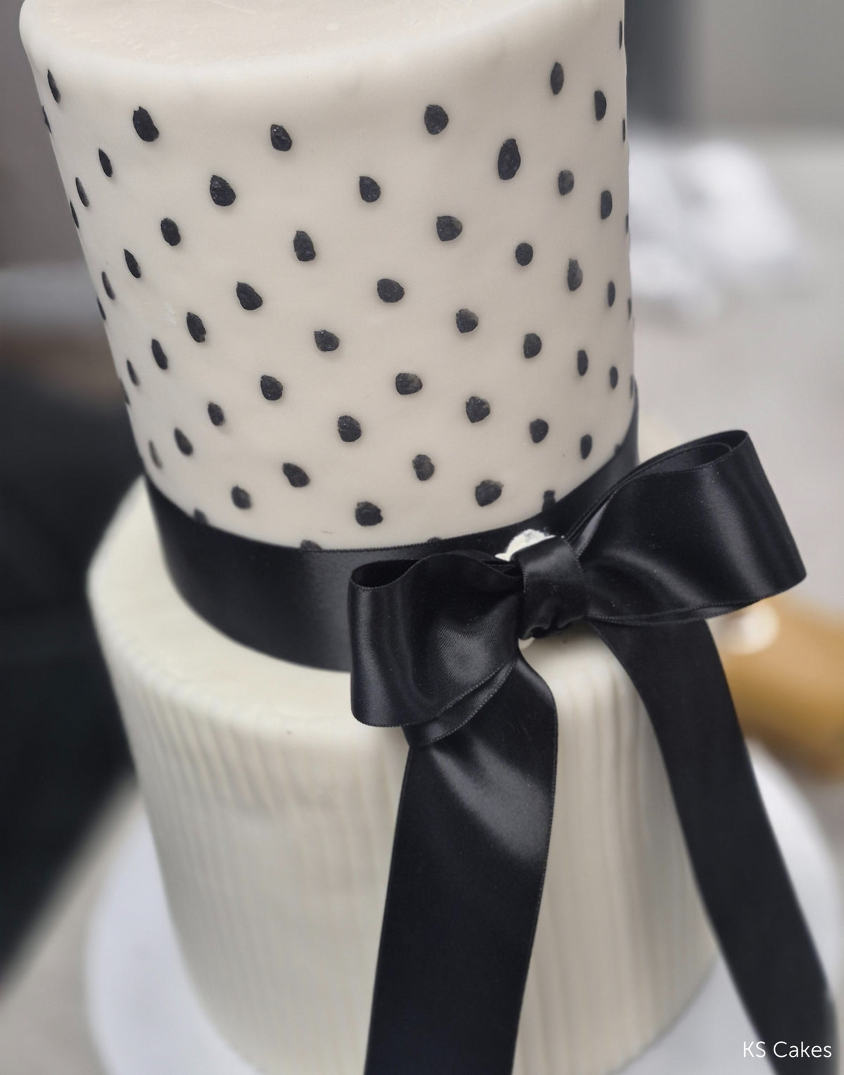 Polka Dot Rolling Pin - photo 4 - Prop Options