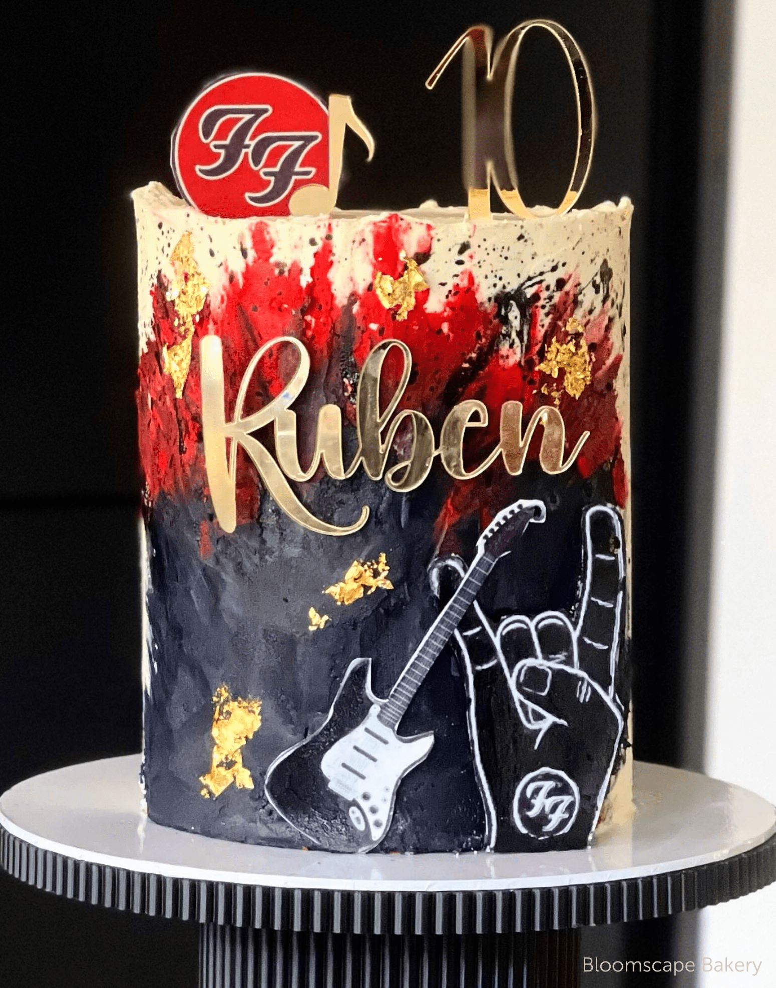 Round Reeded Cake Stand - Prop Options