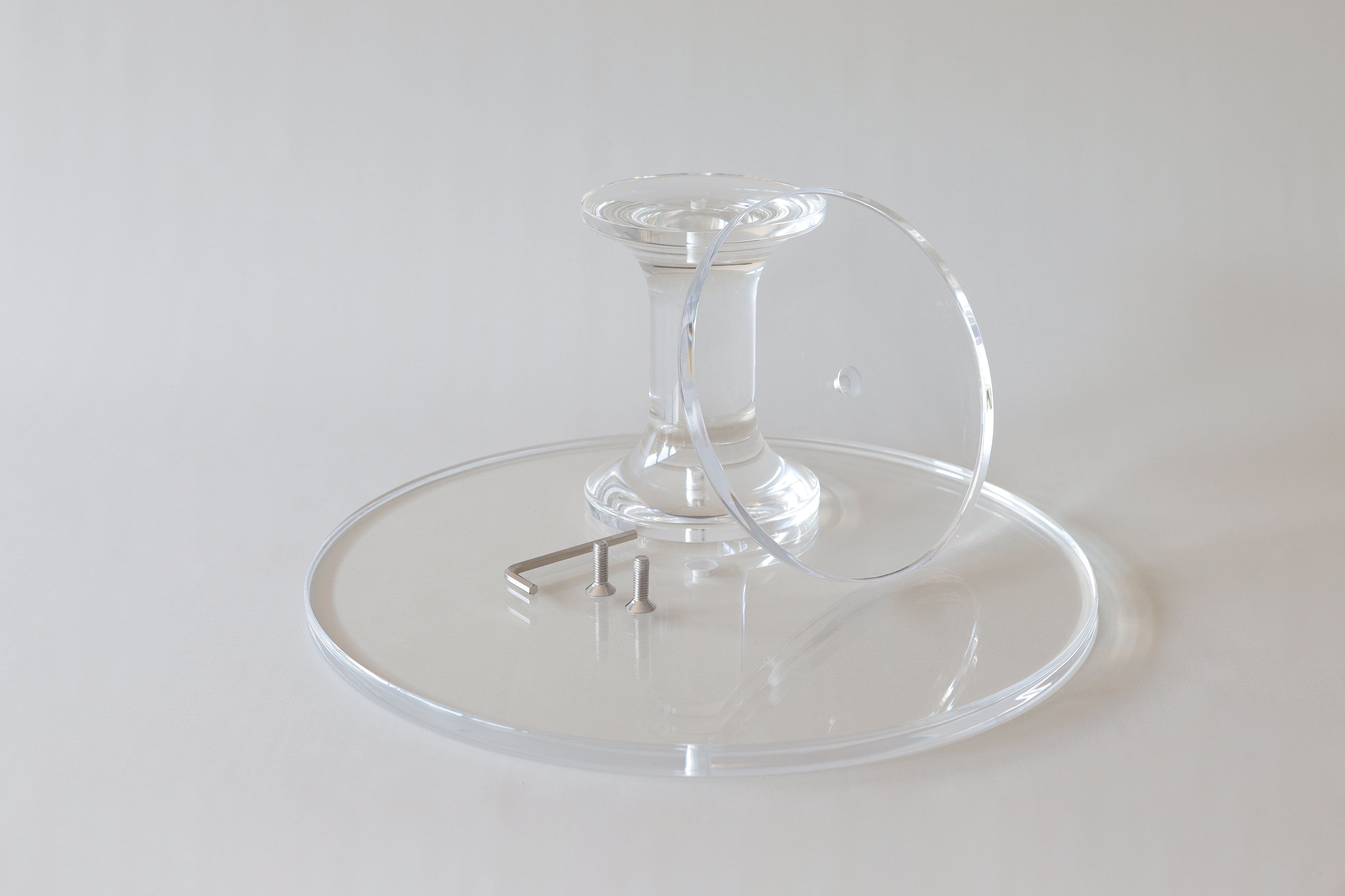 Ultra - polished Acrylic Pedestal Cake Stand - Prop Options